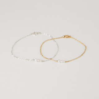 Eva Mini Pearl Bracelet