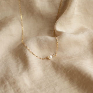 Alba Pearl Necklace